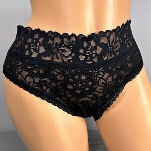 Victoria's Secret Hiphugger Panties Panty Size XL Black Lace Sheer Sexy Floral